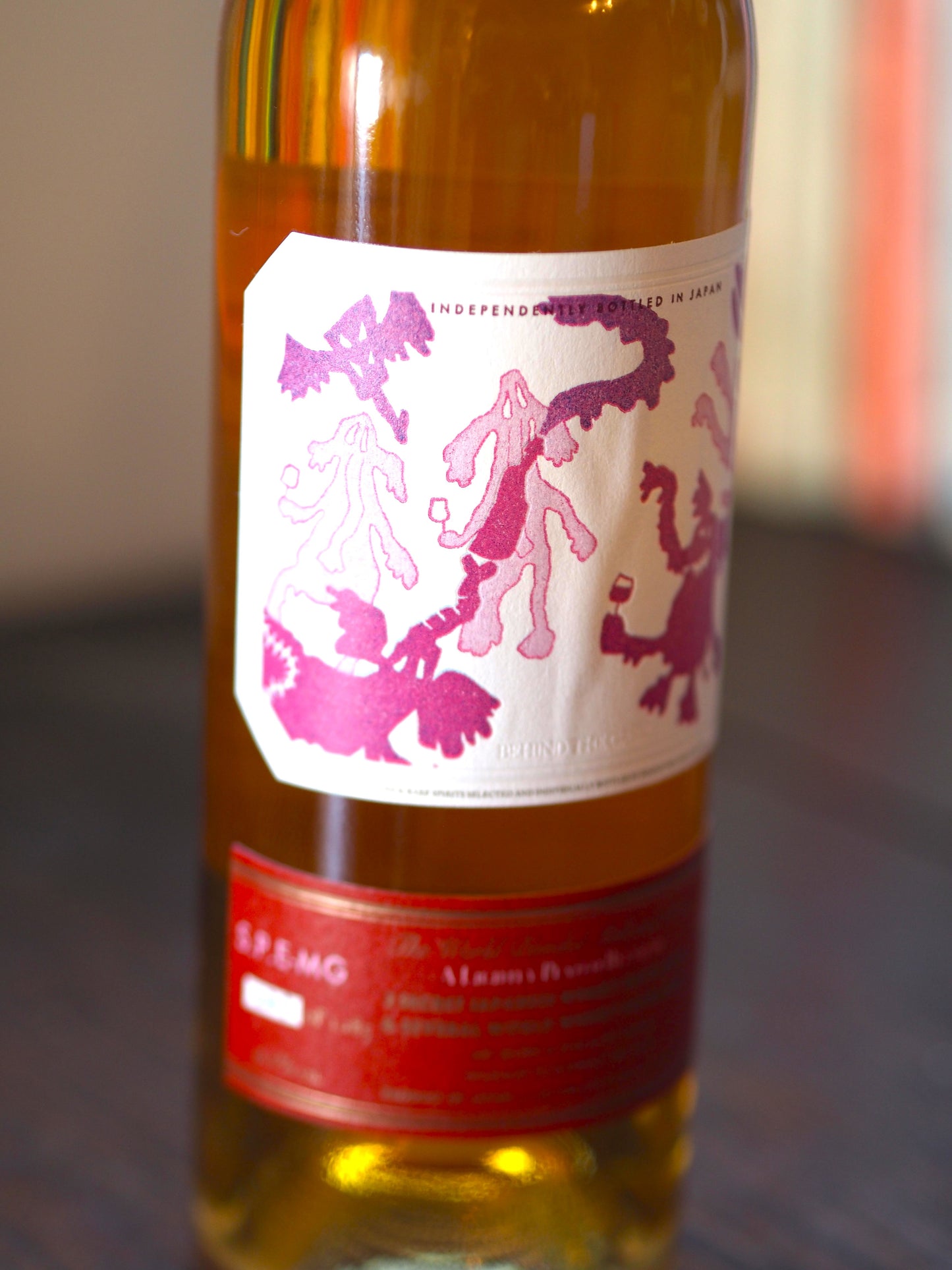 ○THE WORLD BLENDED MALT AND GRAIN S.P.E.-MG ビハインドザカスク 700ml