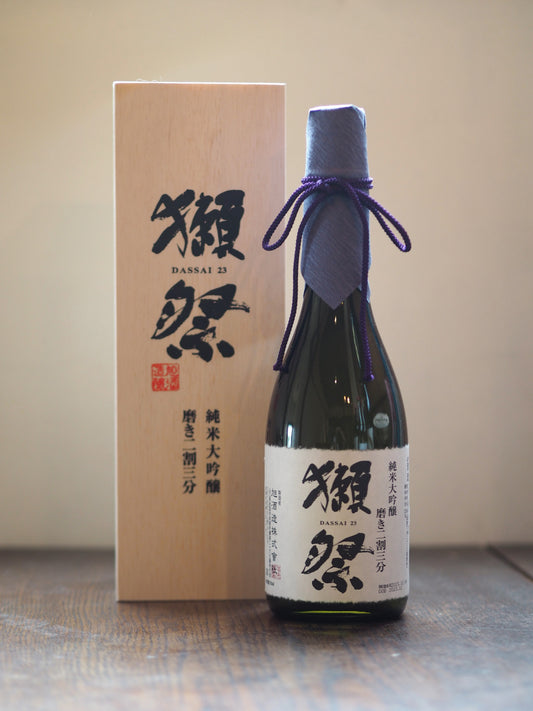 獺祭　純米大吟醸　二割三分　720ml　（木箱）
